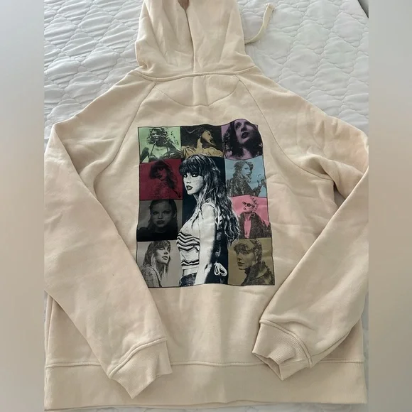Taylor Swift the Eras Tour Hoodie - Picture 4 of 6
